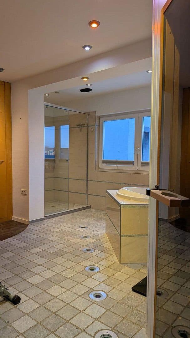 Prodej bytu 5+1 240 m², Pulheim, Severní Porýní-Vestfálsko Prodej bytu 5+1 240 m², Pulheim, Severní Porýní-Vestfálsko