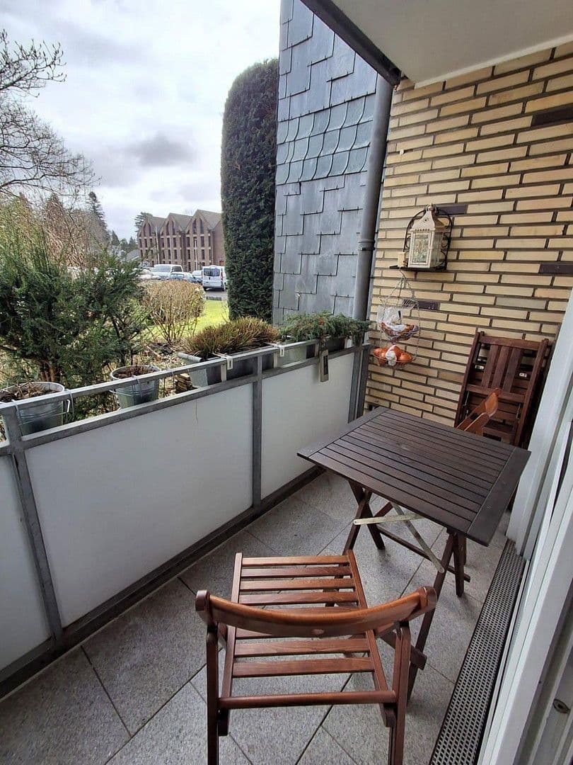 Prodej domu 900 m², pozemek 1.100 m², Kunibertstraße, Hilden, Severní Porýní-Vestfálsko Prodej domu 900 m², pozemek 1.100 m², Kunibertstraße, Hilden, Severní Porýní-Vestfálsko