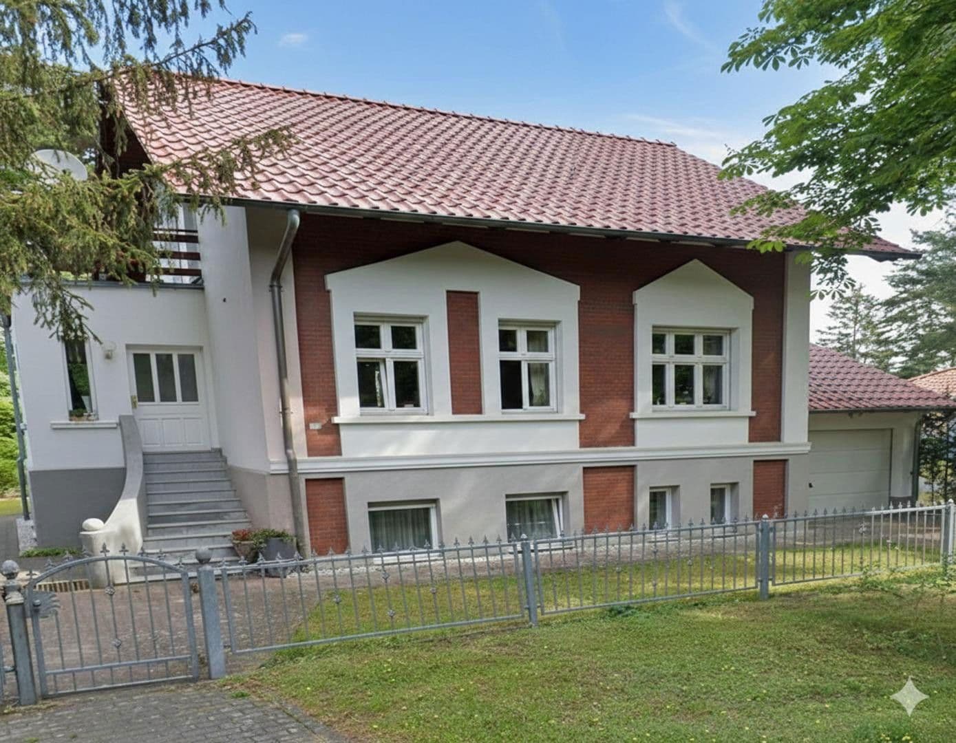 Prodej domu 184 m², pozemek 500 m², Petershagen/Eggersdorf, Braniborsko Prodej domu 184 m², pozemek 500 m², Petershagen/Eggersdorf, Braniborsko
