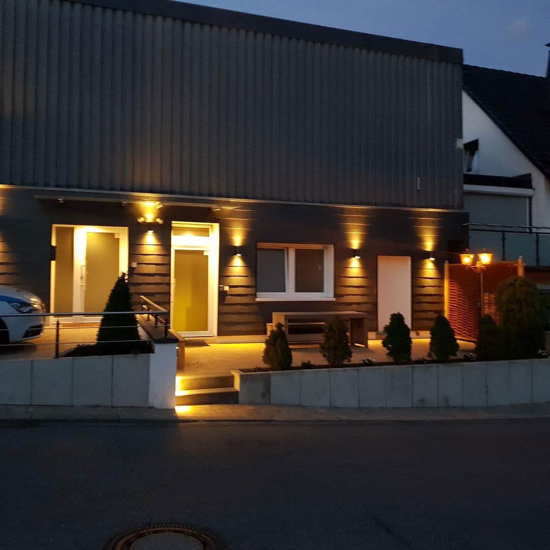 Prodej domu 490 m², pozemek 997 m², Iserlohn, Severní Porýní-Vestfálsko Prodej domu 490 m², pozemek 997 m², Iserlohn, Severní Porýní-Vestfálsko