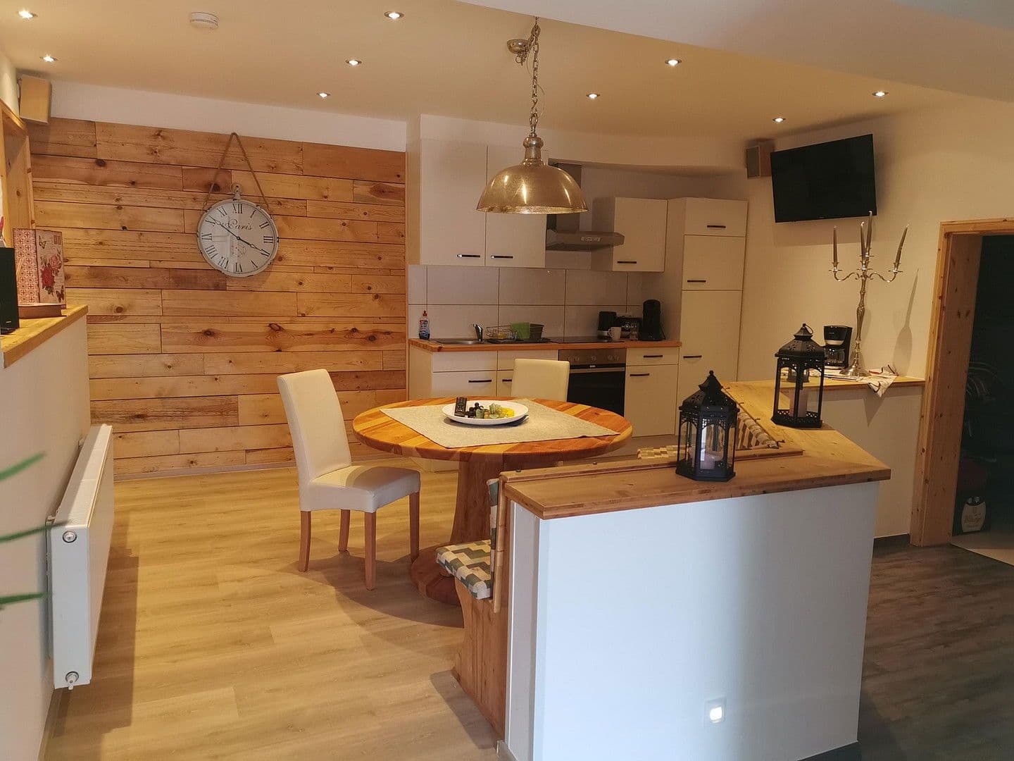 Prodej domu 490 m², pozemek 997 m², Iserlohn, Severní Porýní-Vestfálsko Prodej domu 490 m², pozemek 997 m², Iserlohn, Severní Porýní-Vestfálsko