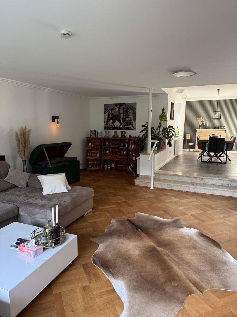 Prodej domu 125 m², pozemek 718 m², Neumünster, Šlesvicko-Holštýnsko Prodej domu 125 m², pozemek 718 m², Neumünster, Šlesvicko-Holštýnsko