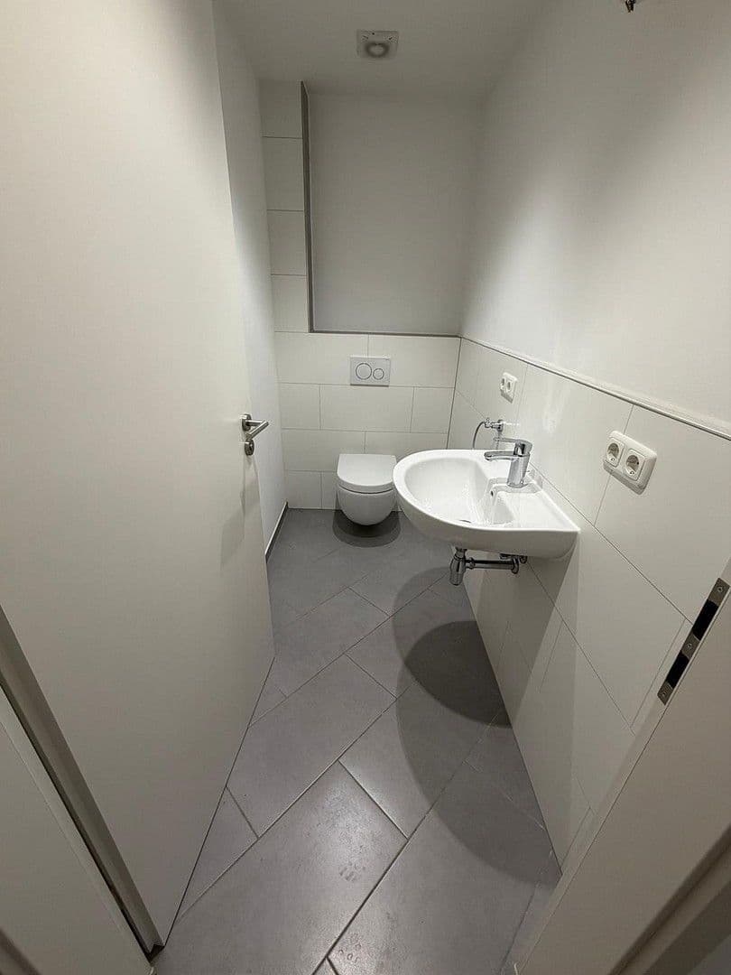 Prodej bytu 3+kk 90 m², Biebesheim am Rhein, Hessen Prodej bytu 3+kk 90 m², Biebesheim am Rhein, Hessen