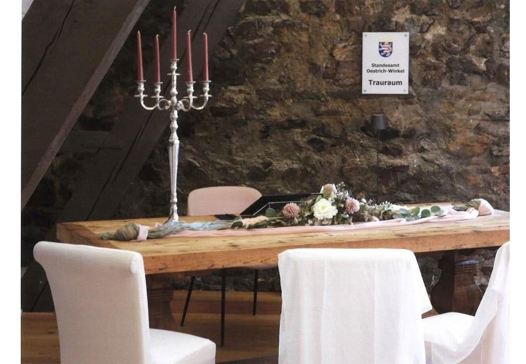 Prodej domu 360 m², pozemek 954 m², Graugasse 8, Oestrich-Winkel, Hessen Prodej domu 360 m², pozemek 954 m², Graugasse 8, Oestrich-Winkel, Hessen