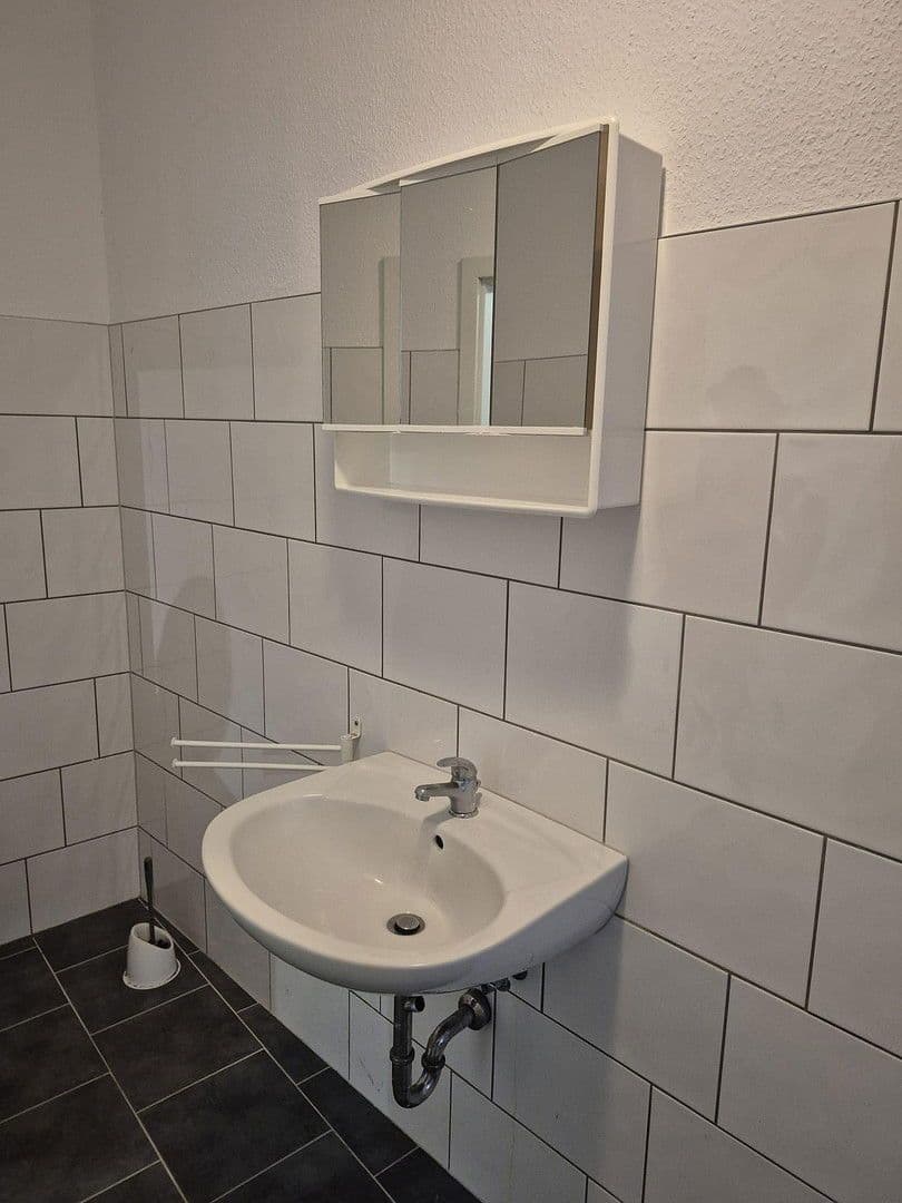 Pronájem domu 27 m², pozemek 240 m², Zellbach 70a, Clausthal-Zellerfeld, Dolní Sasko Pronájem domu 27 m², pozemek 240 m², Zellbach 70a, Clausthal-Zellerfeld, Dolní Sasko