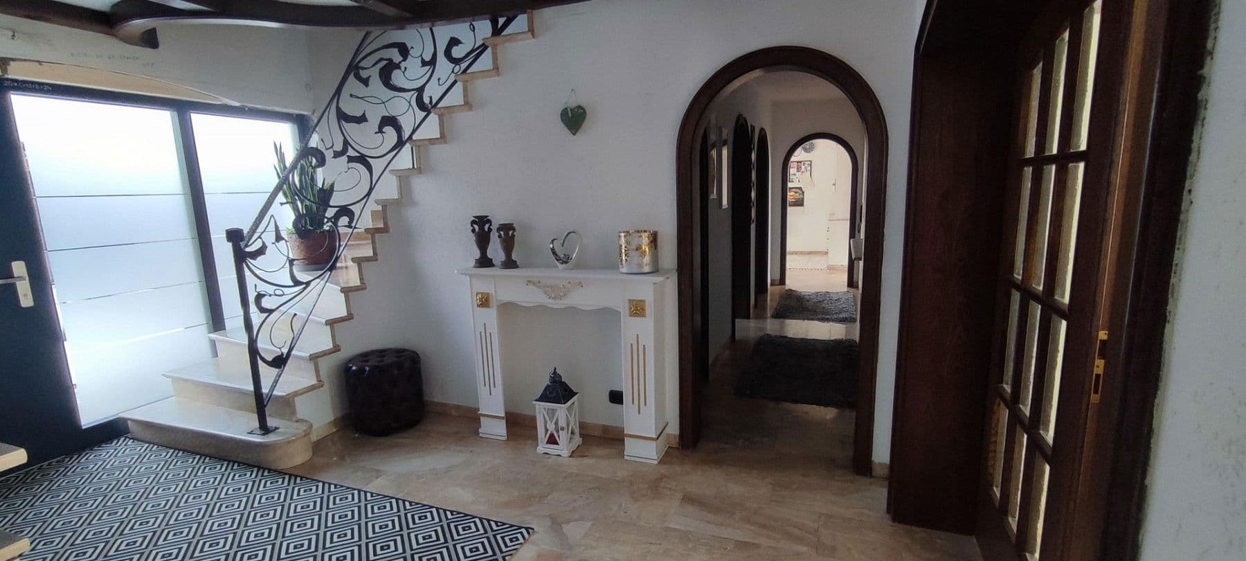 Prodej domu 253 m², pozemek 1.300 m², Monheim, Bavorsko Prodej domu 253 m², pozemek 1.300 m², Monheim, Bavorsko