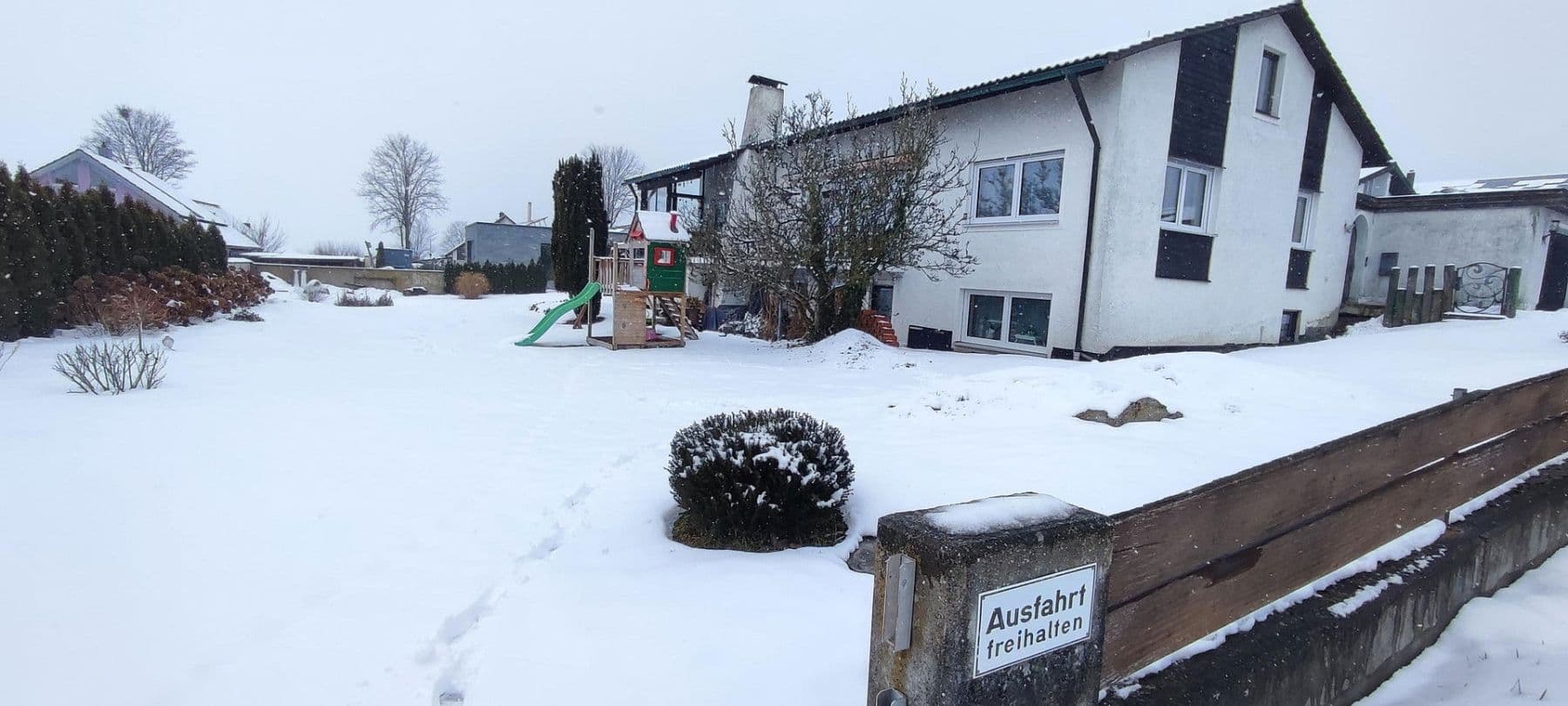 Prodej domu 253 m², pozemek 1.300 m², Monheim, Bavorsko Prodej domu 253 m², pozemek 1.300 m², Monheim, Bavorsko