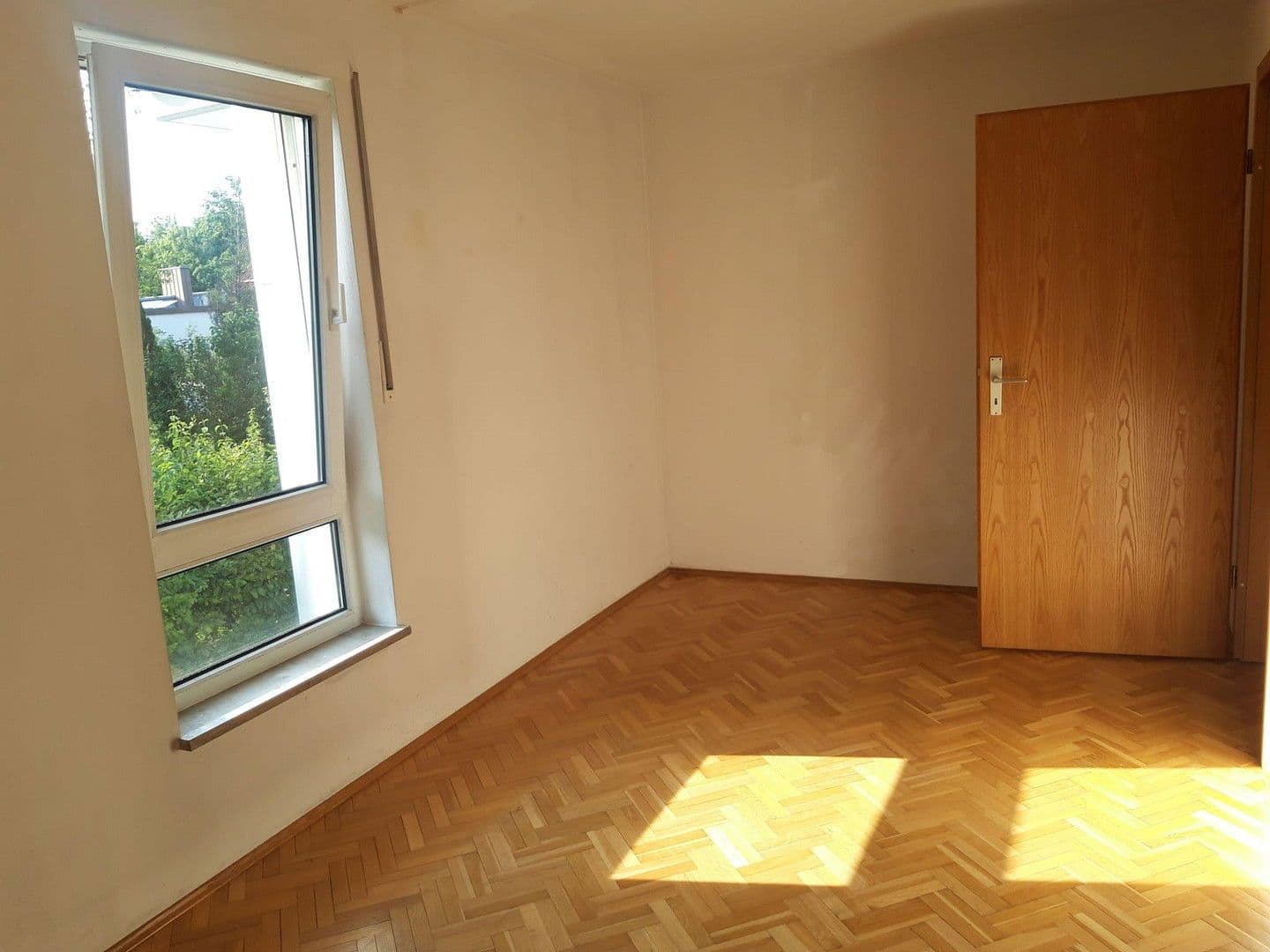 Prodej bytu 2+1 46 m², Friedrich-Panzer-Weg 11, München, Bavorsko Prodej bytu 2+1 46 m², Friedrich-Panzer-Weg 11, München, Bavorsko