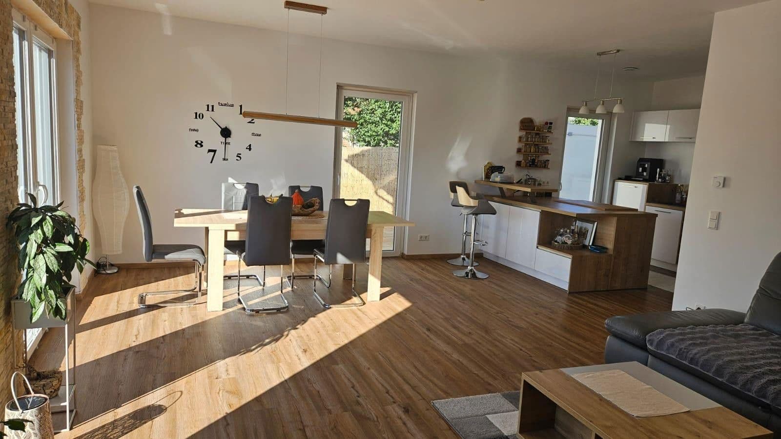 Prodej domu 127 m², pozemek 337 m², Dörndorf, Bavorsko Prodej domu 127 m², pozemek 337 m², Dörndorf, Bavorsko