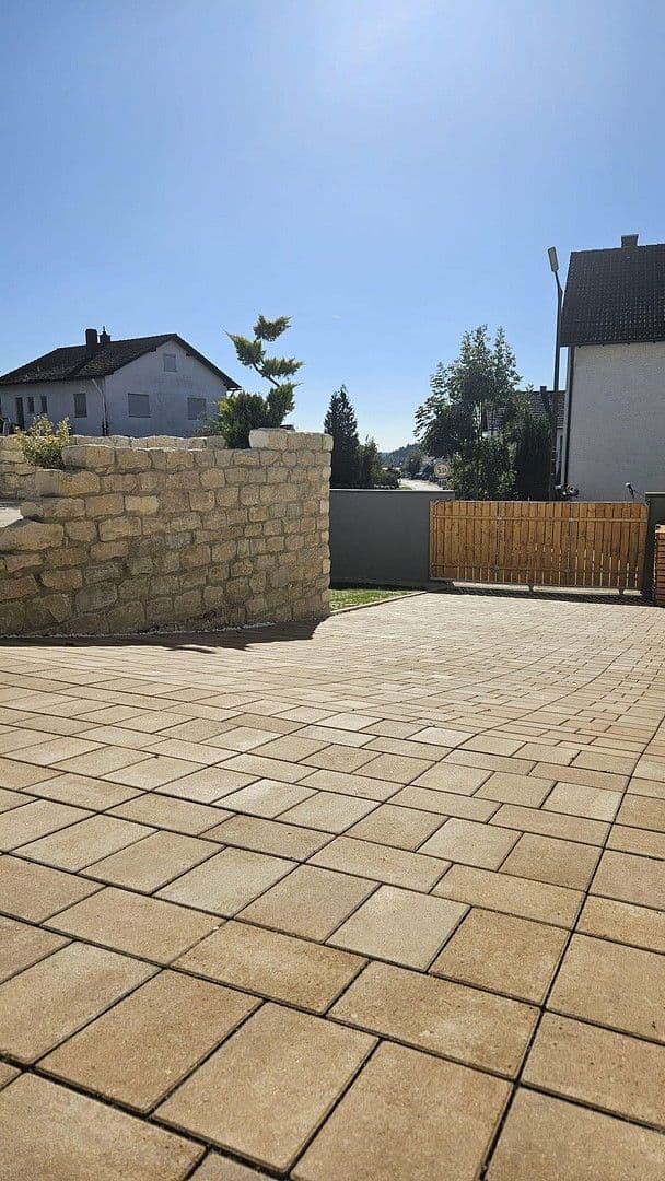 Prodej domu 127 m², pozemek 337 m², Dörndorf, Bavorsko Prodej domu 127 m², pozemek 337 m², Dörndorf, Bavorsko