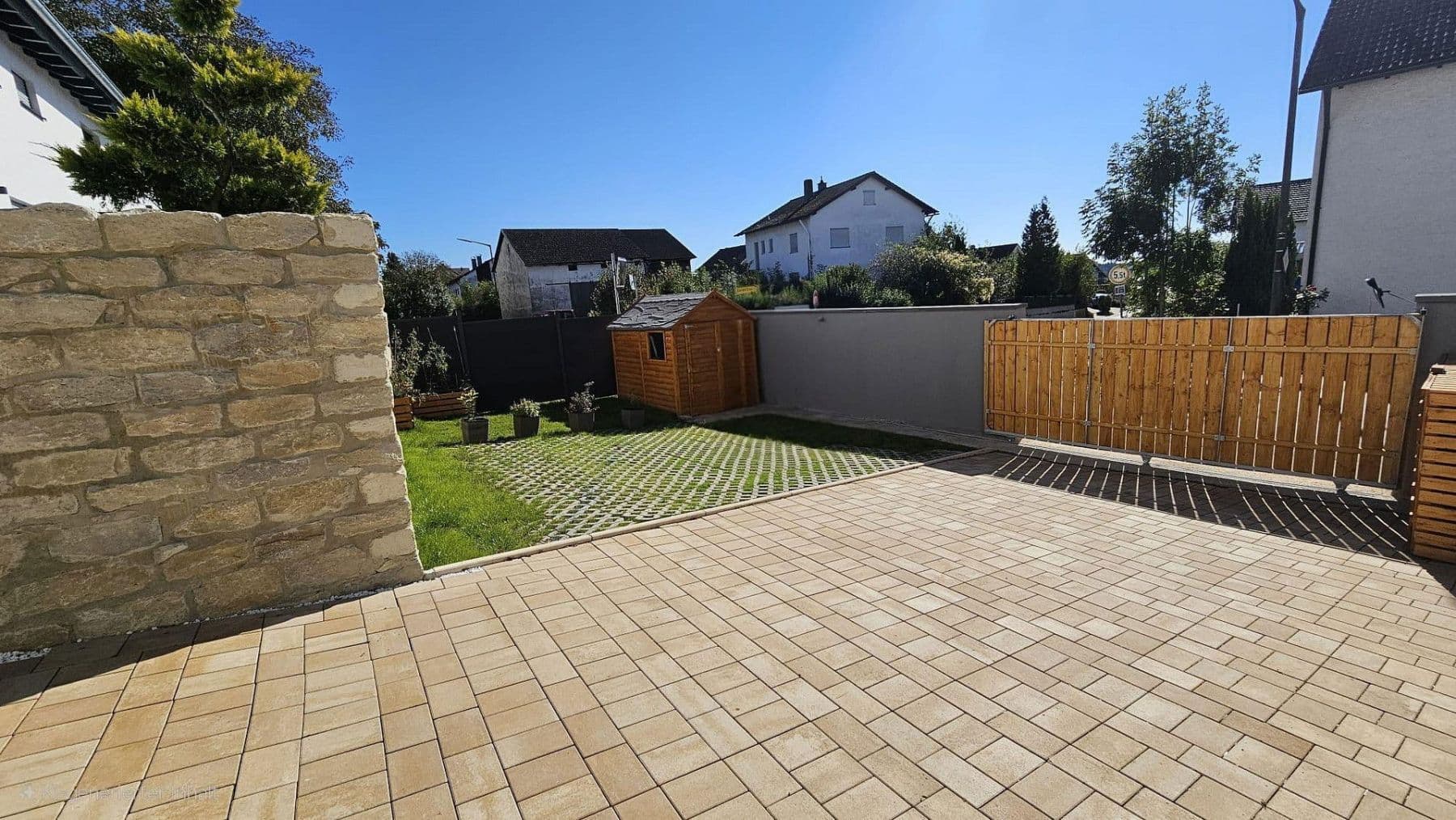 Prodej domu 127 m², pozemek 337 m², Dörndorf, Bavorsko Prodej domu 127 m², pozemek 337 m², Dörndorf, Bavorsko