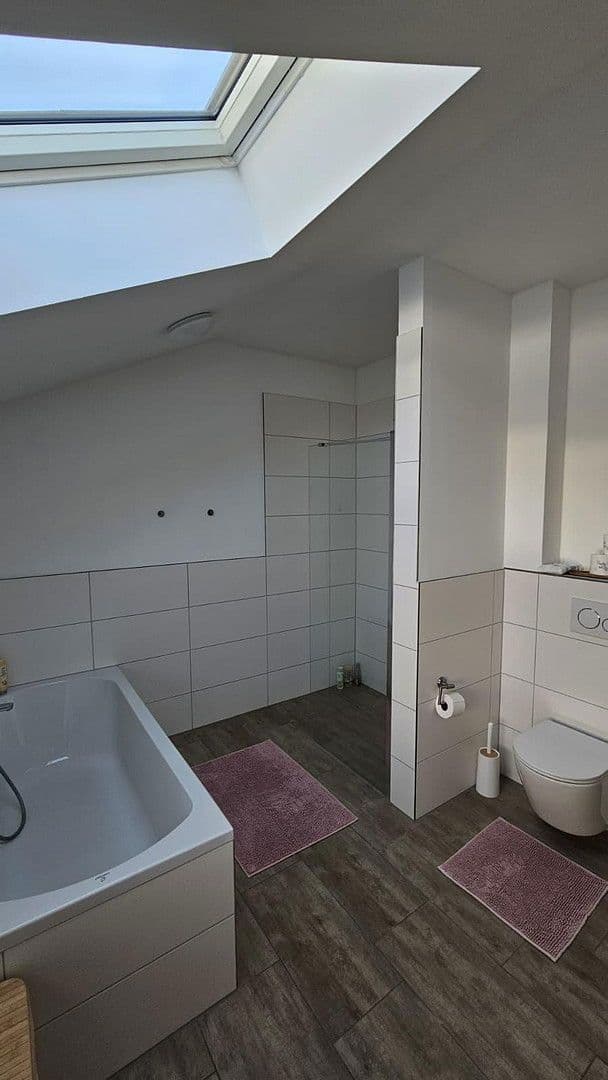 Prodej domu 127 m², pozemek 337 m², Dörndorf, Bavorsko Prodej domu 127 m², pozemek 337 m², Dörndorf, Bavorsko