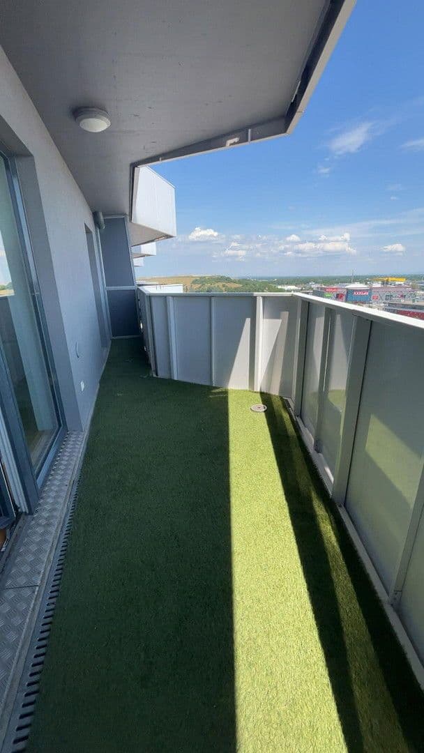 Pronájem bytu 2+1 60 m², Seyringerstraße 5, Floridsdorf, Wien Pronájem bytu 2+1 60 m², Seyringerstraße 5, Floridsdorf, Wien