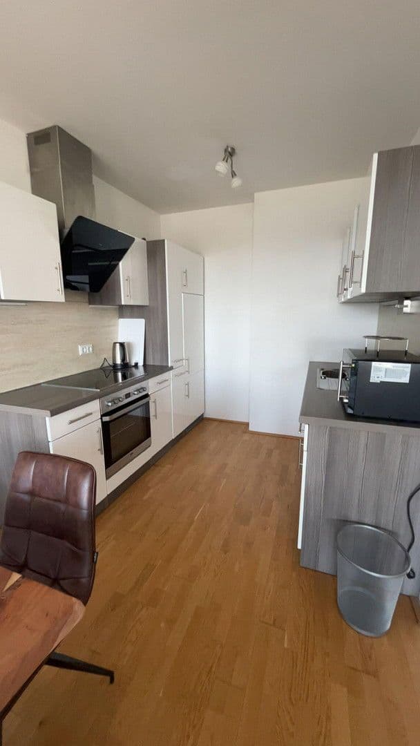 Pronájem bytu 2+1 60 m², Seyringerstraße 5, Floridsdorf, Wien Pronájem bytu 2+1 60 m², Seyringerstraße 5, Floridsdorf, Wien