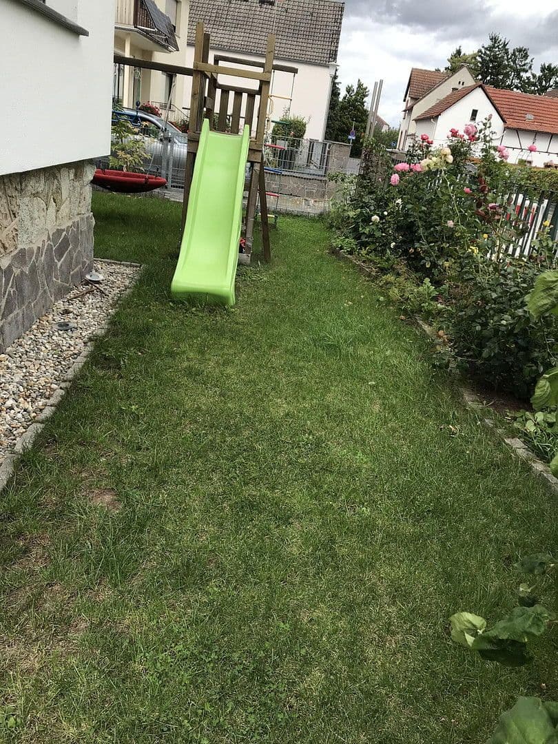 Prodej domu 300 m², pozemek 458 m², Groß-Zimmern, Hessen Prodej domu 300 m², pozemek 458 m², Groß-Zimmern, Hessen