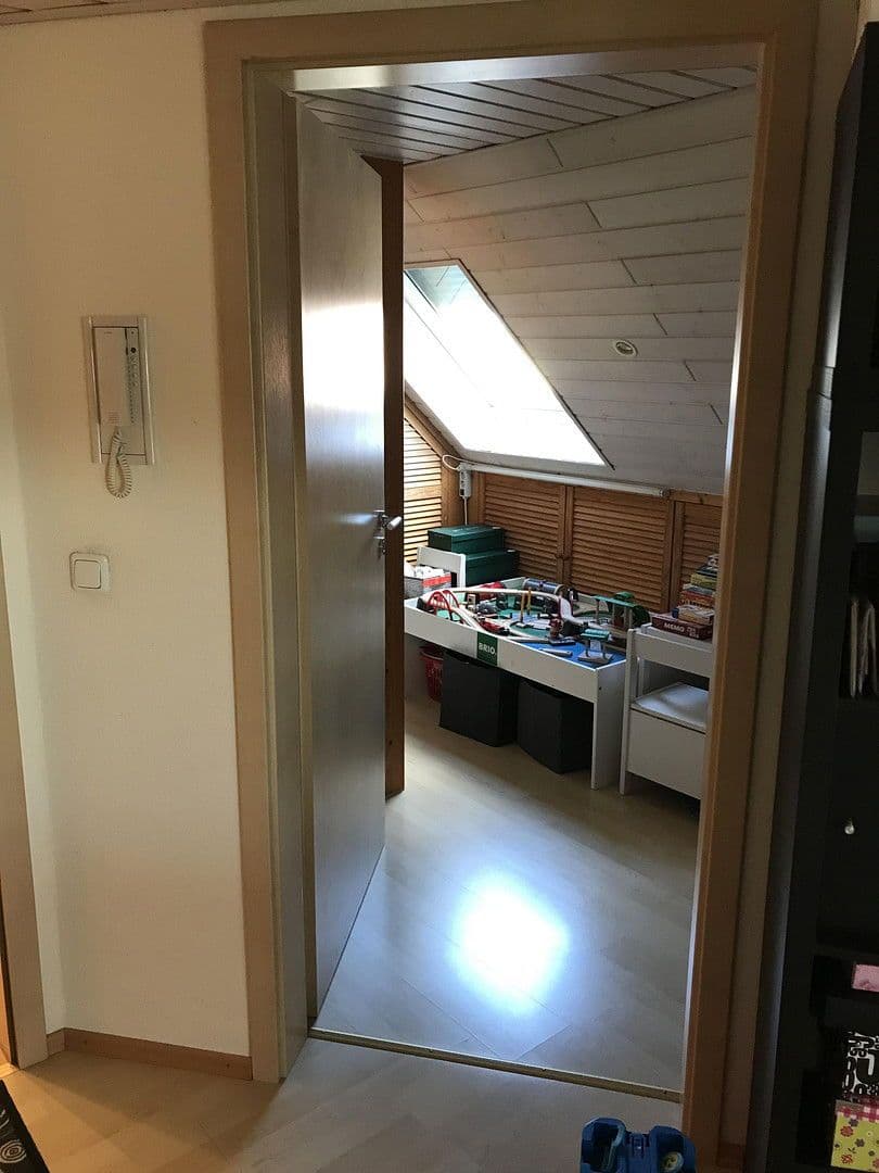 Prodej domu 300 m², pozemek 458 m², Groß-Zimmern, Hessen Prodej domu 300 m², pozemek 458 m², Groß-Zimmern, Hessen