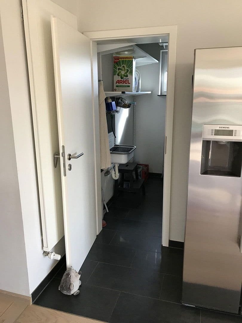 Prodej domu 300 m², pozemek 458 m², Groß-Zimmern, Hessen Prodej domu 300 m², pozemek 458 m², Groß-Zimmern, Hessen