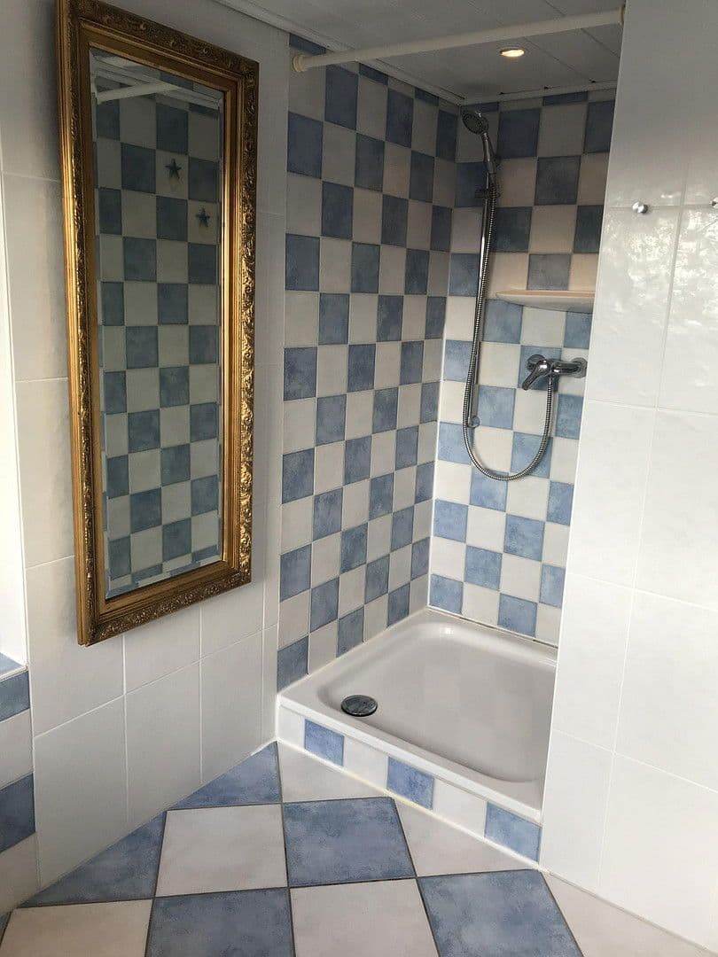 Prodej domu 300 m², pozemek 458 m², Groß-Zimmern, Hessen Prodej domu 300 m², pozemek 458 m², Groß-Zimmern, Hessen