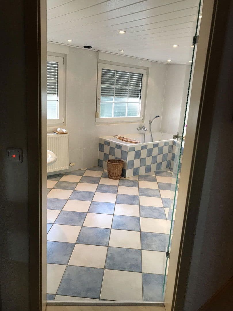 Prodej domu 300 m², pozemek 458 m², Groß-Zimmern, Hessen Prodej domu 300 m², pozemek 458 m², Groß-Zimmern, Hessen