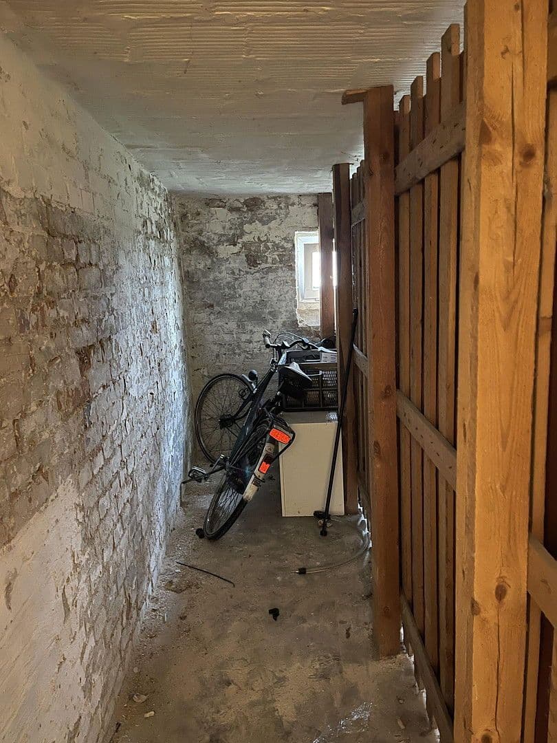 Pronájem bytu 2+1 33 m², Struckmannstr. 15, Hildesheim, Dolní Sasko Pronájem bytu 2+1 33 m², Struckmannstr. 15, Hildesheim, Dolní Sasko