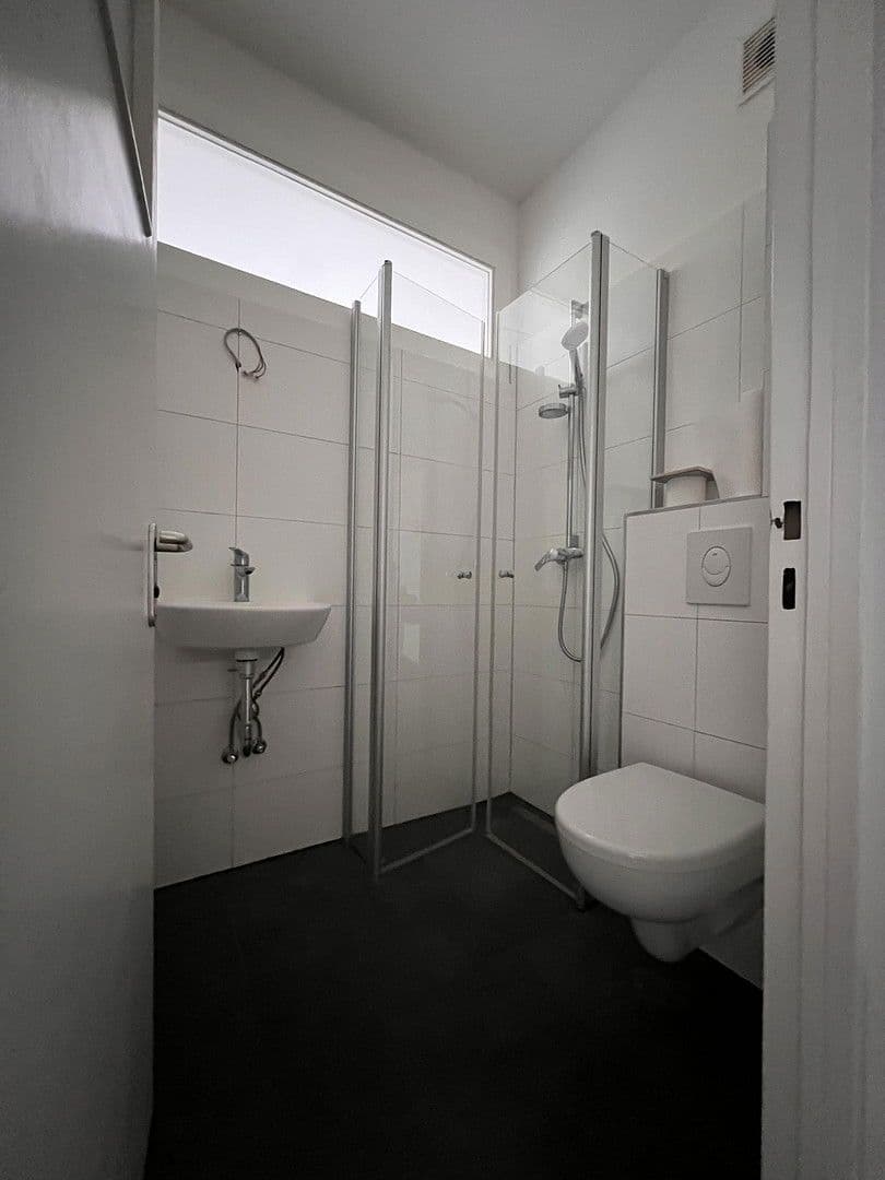 Prodej bytu 1+1 32 m², Eberbacher Str 3, Berlin, Berlín Prodej bytu 1+1 32 m², Eberbacher Str 3, Berlin, Berlín