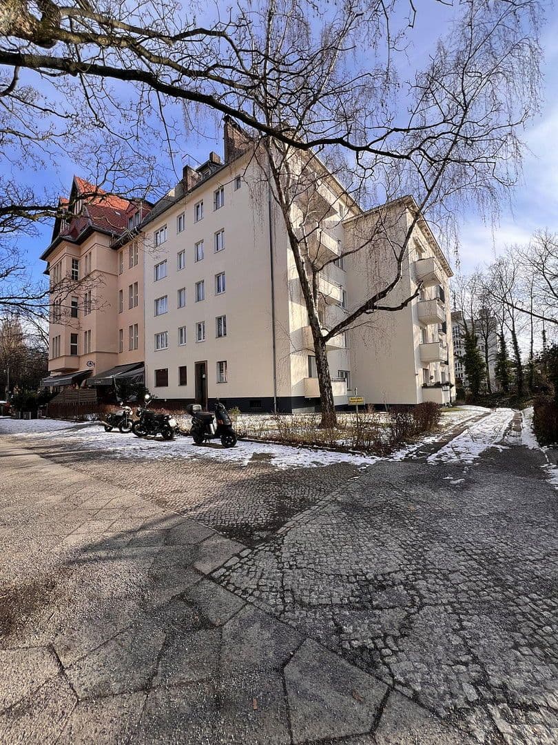 Prodej bytu 1+1 32 m², Eberbacher Str 3, Berlin, Berlín Prodej bytu 1+1 32 m², Eberbacher Str 3, Berlin, Berlín