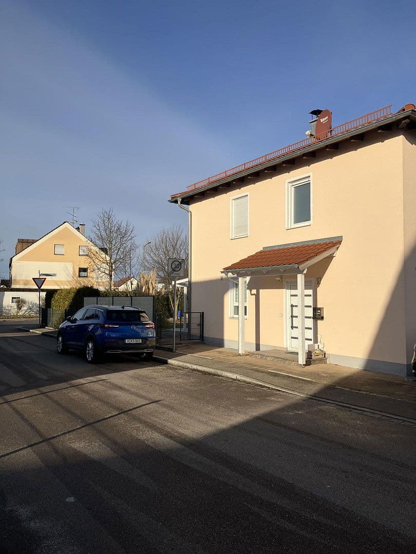 Prodej domu 140 m², pozemek 480 m², Augsburg, Bavorsko Prodej domu 140 m², pozemek 480 m², Augsburg, Bavorsko