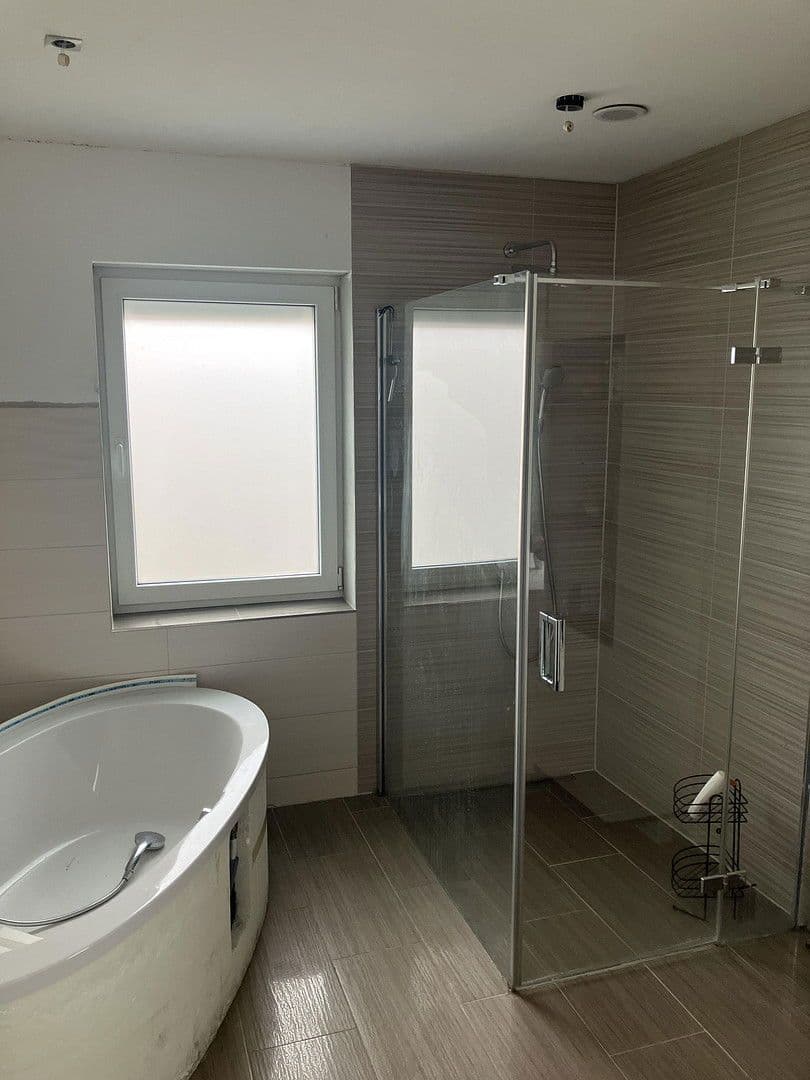 Prodej domu 140 m², pozemek 480 m², Augsburg, Bavorsko Prodej domu 140 m², pozemek 480 m², Augsburg, Bavorsko