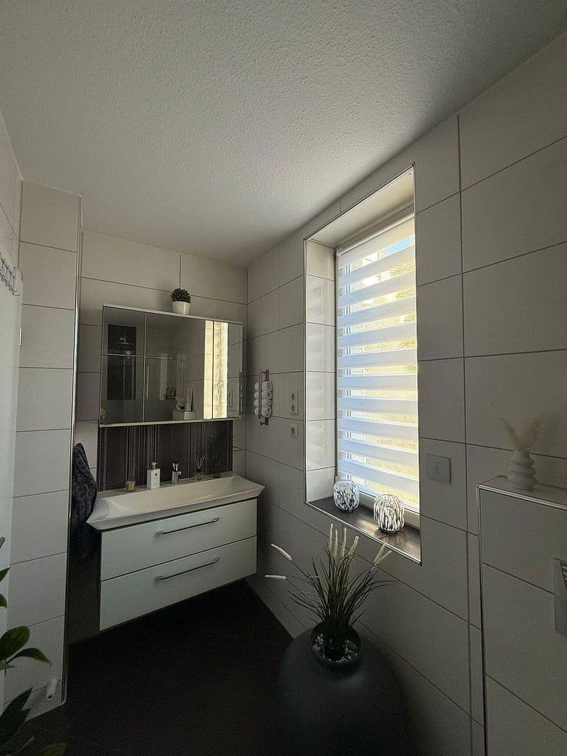 Pronájem bytu 2+1 60 m², Moers, Severní Porýní-Vestfálsko Pronájem bytu 2+1 60 m², Moers, Severní Porýní-Vestfálsko