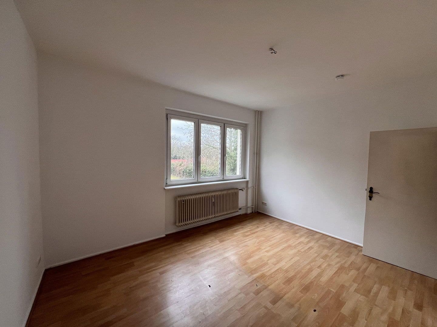 Prodej bytu 2+1 58 m², Eberbacher Str 3, Berlin, Berlín Prodej bytu 2+1 58 m², Eberbacher Str 3, Berlin, Berlín