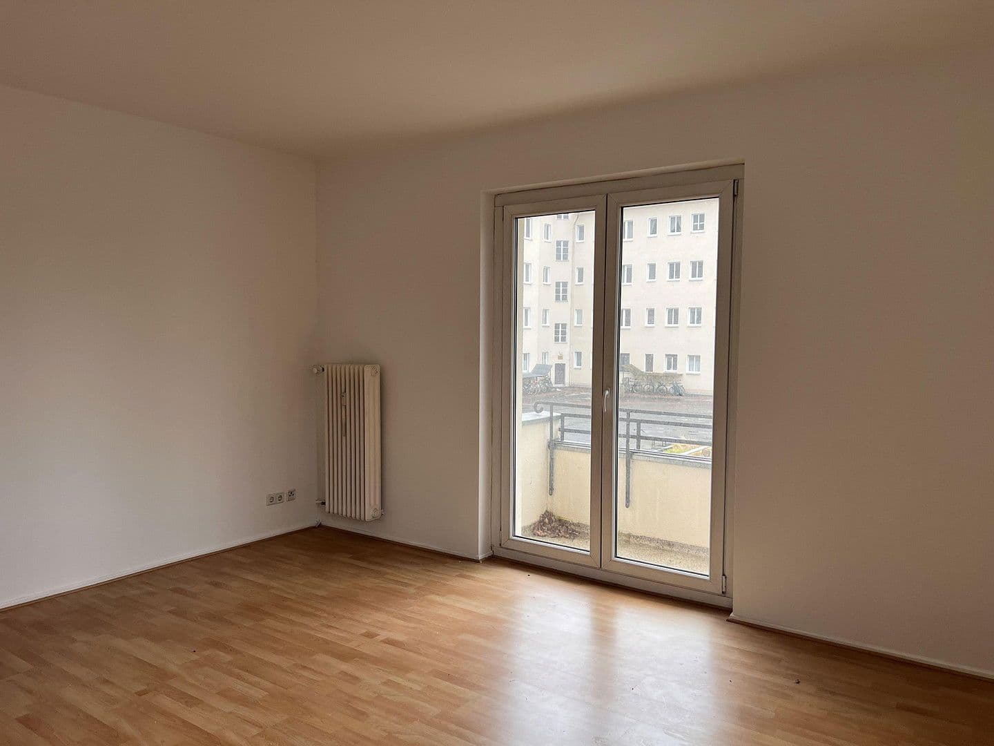 Prodej bytu 2+1 58 m², Eberbacher Str 3, Berlin, Berlín Prodej bytu 2+1 58 m², Eberbacher Str 3, Berlin, Berlín
