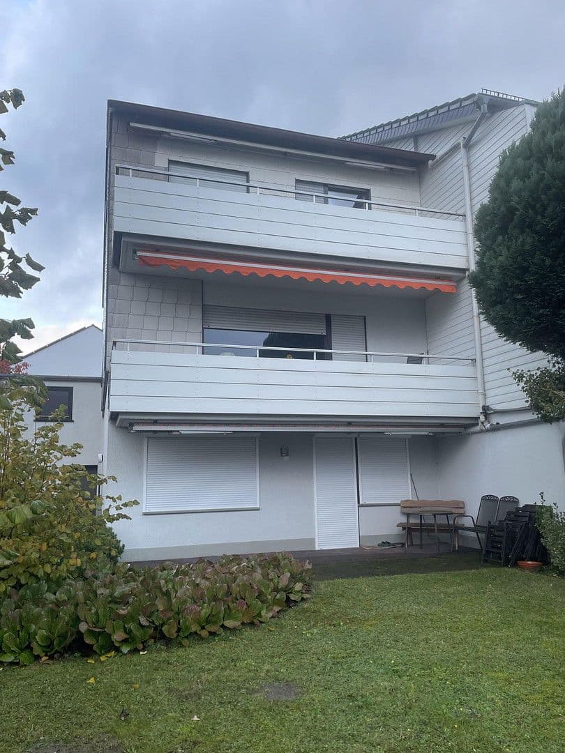 Prodej domu 113 m², pozemek 397 m², Ginsterweg 16a, Detmold, Severní Porýní-Vestfálsko Prodej domu 113 m², pozemek 397 m², Ginsterweg 16a, Detmold, Severní Porýní-Vestfálsko