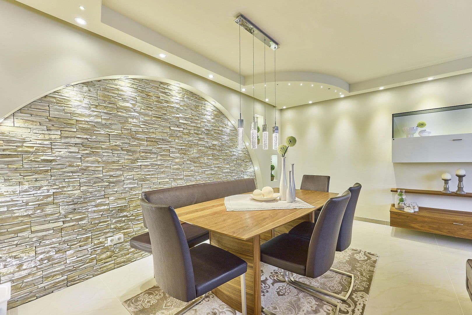 Prodej domu 180 m², pozemek 326 m², Christoph-Kröwerath-Str., 31, Ludwigshafen, Porýní-Falc Prodej domu 180 m², pozemek 326 m², Christoph-Kröwerath-Str., 31, Ludwigshafen, Porýní-Falc