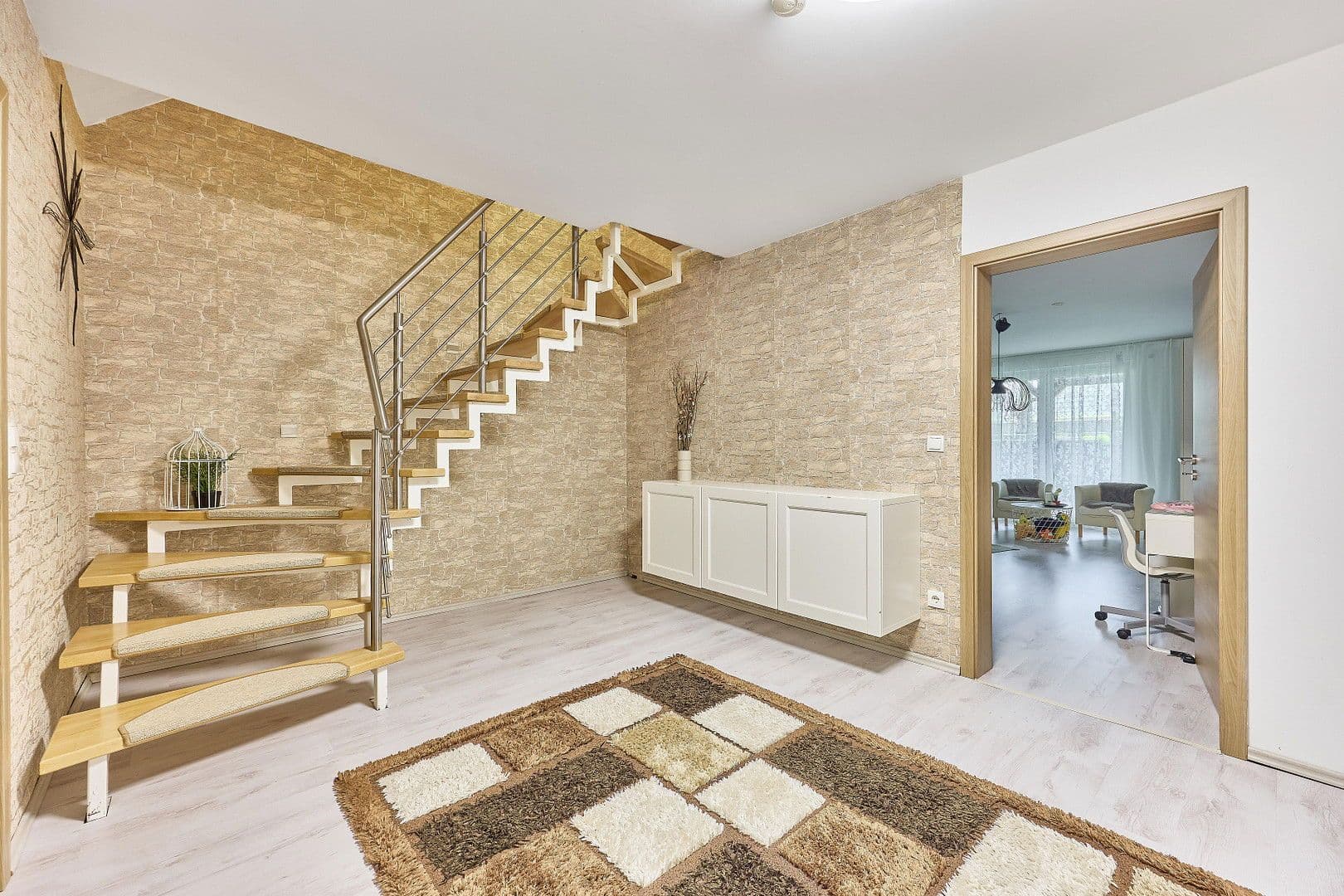 Prodej domu 180 m², pozemek 326 m², Christoph-Kröwerath-Str., 31, Ludwigshafen, Porýní-Falc Prodej domu 180 m², pozemek 326 m², Christoph-Kröwerath-Str., 31, Ludwigshafen, Porýní-Falc