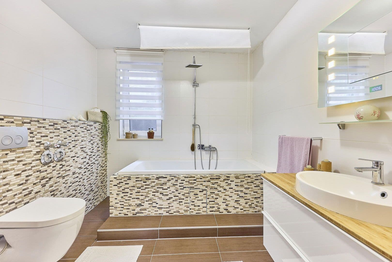 Prodej domu 180 m², pozemek 326 m², Christoph-Kröwerath-Str., 31, Ludwigshafen, Porýní-Falc Prodej domu 180 m², pozemek 326 m², Christoph-Kröwerath-Str., 31, Ludwigshafen, Porýní-Falc