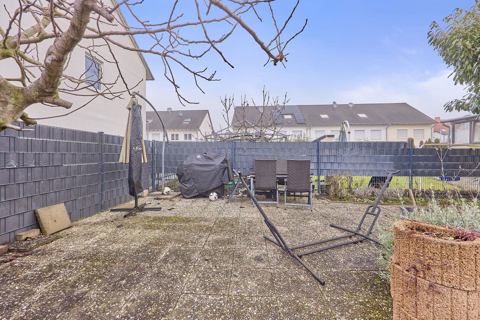 Prodej domu 180 m², pozemek 326 m², Christoph-Kröwerath-Str., 31, Ludwigshafen, Porýní-Falc Prodej domu 180 m², pozemek 326 m², Christoph-Kröwerath-Str., 31, Ludwigshafen, Porýní-Falc