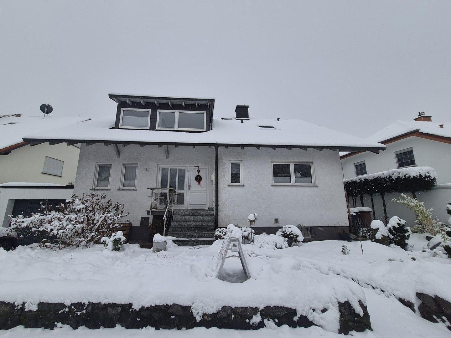 Prodej domu 236 m², pozemek 602 m², Bruchköbel, Hessen Prodej domu 236 m², pozemek 602 m², Bruchköbel, Hessen