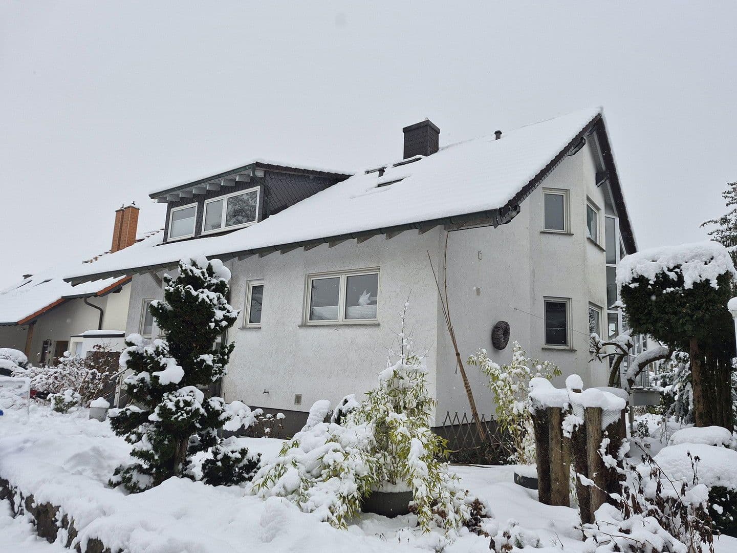 Prodej domu 236 m², pozemek 602 m², Bruchköbel, Hessen Prodej domu 236 m², pozemek 602 m², Bruchköbel, Hessen