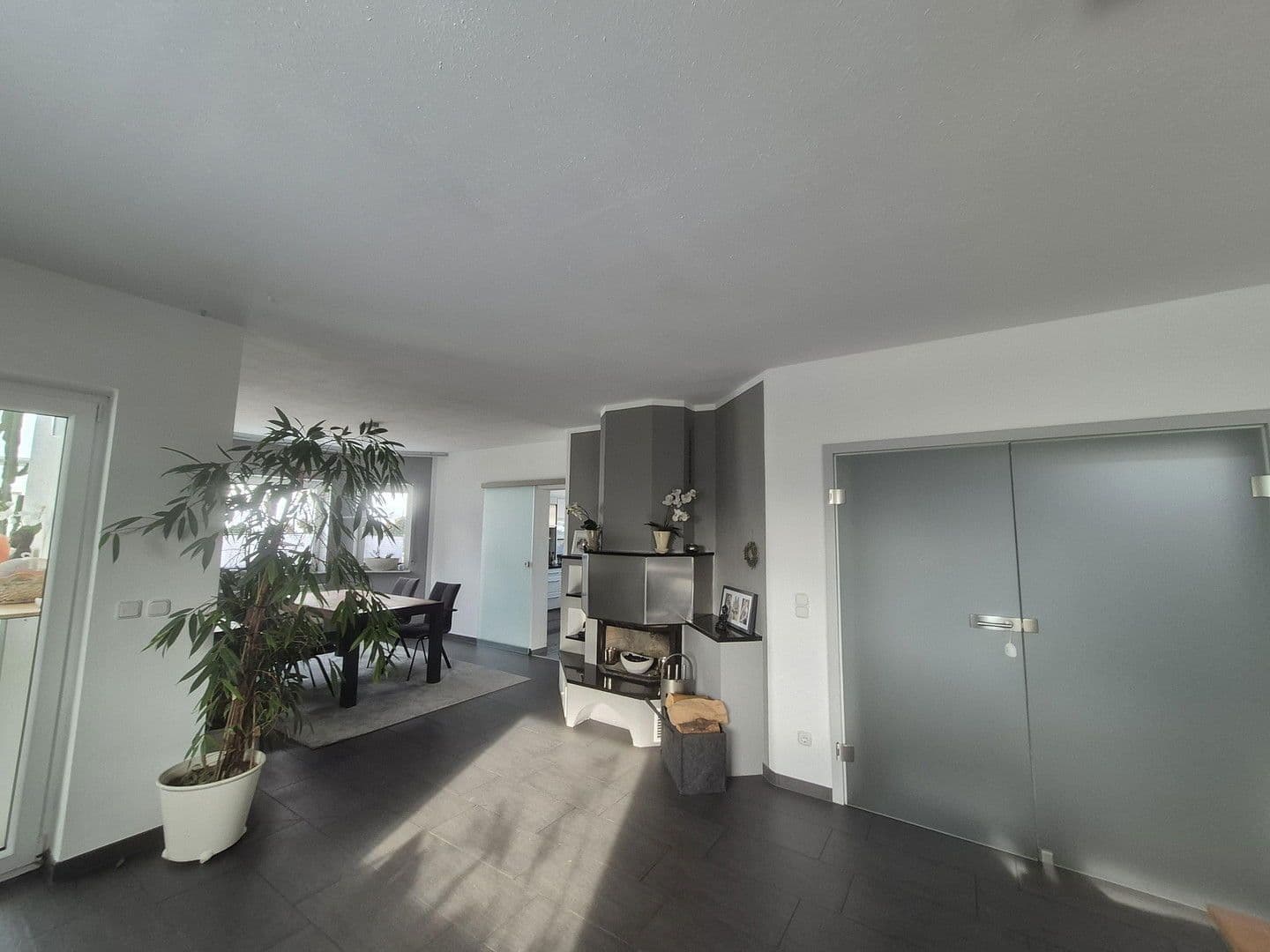 Prodej domu 236 m², pozemek 602 m², Bruchköbel, Hessen Prodej domu 236 m², pozemek 602 m², Bruchköbel, Hessen