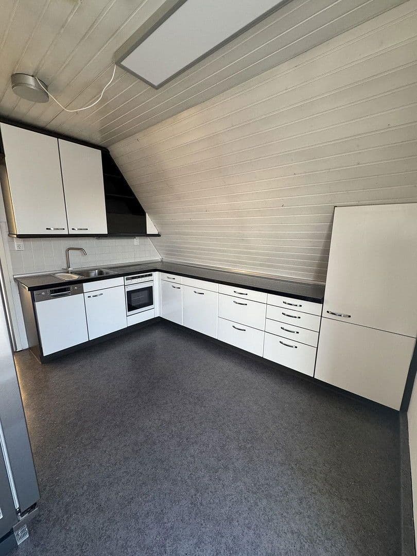 Pronájem bytu 4+1 98 m², Merianstraße 17, Maisach, Bavorsko Pronájem bytu 4+1 98 m², Merianstraße 17, Maisach, Bavorsko