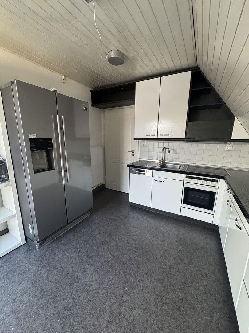 Pronájem bytu 4+1 98 m², Merianstraße 17, Maisach, Bavorsko Pronájem bytu 4+1 98 m², Merianstraße 17, Maisach, Bavorsko