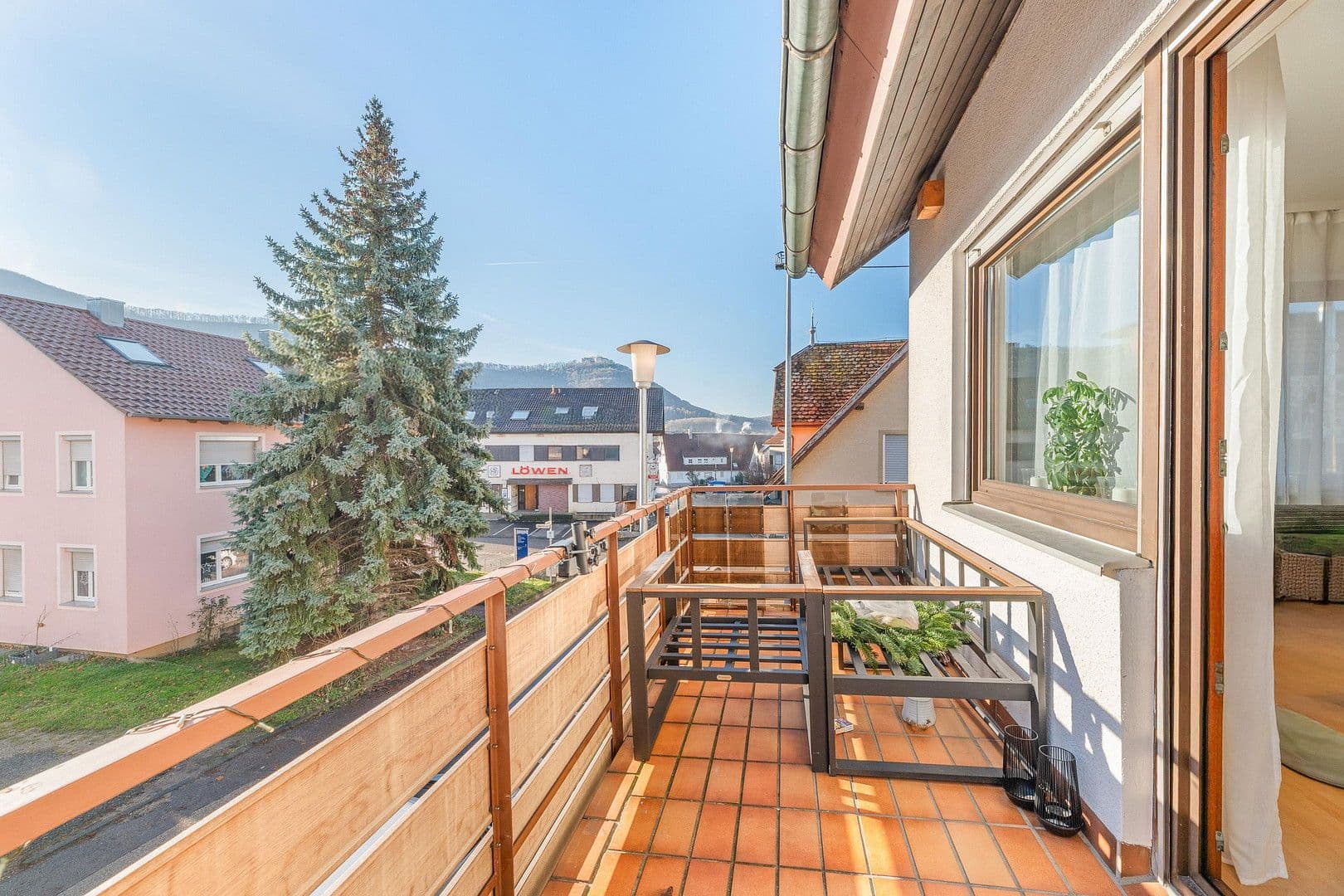 Prodej bytu 3+1 83 m², Brühlstr. 13, Beuren, Bádensko-Württembersko Prodej bytu 3+1 83 m², Brühlstr. 13, Beuren, Bádensko-Württembersko