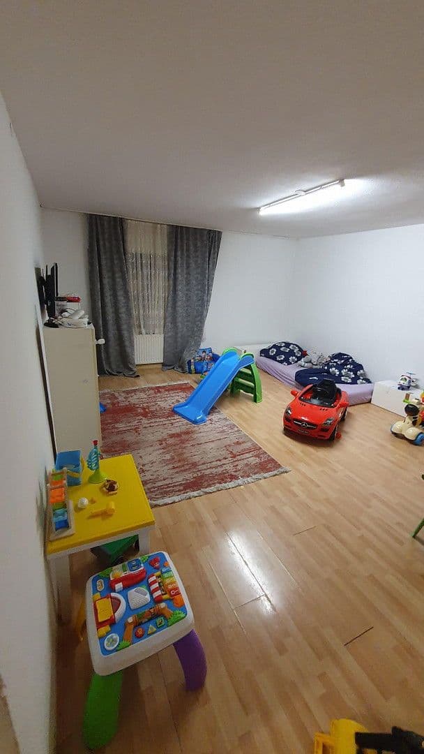 Pronájem bytu 2+1 64 m², Bahnhofstraße 3, Telfs, Tyrolsko Pronájem bytu 2+1 64 m², Bahnhofstraße 3, Telfs, Tyrolsko