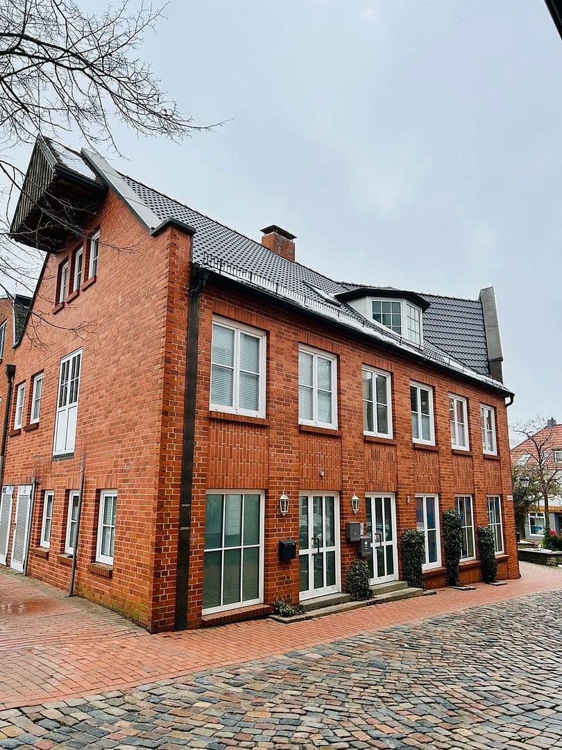 Prodej domu 265 m², pozemek 126 m², Michaelisstr.2, Šlesvik, Šlesvicko-Holštýnsko Prodej domu 265 m², pozemek 126 m², Michaelisstr.2, Šlesvik, Šlesvicko-Holštýnsko