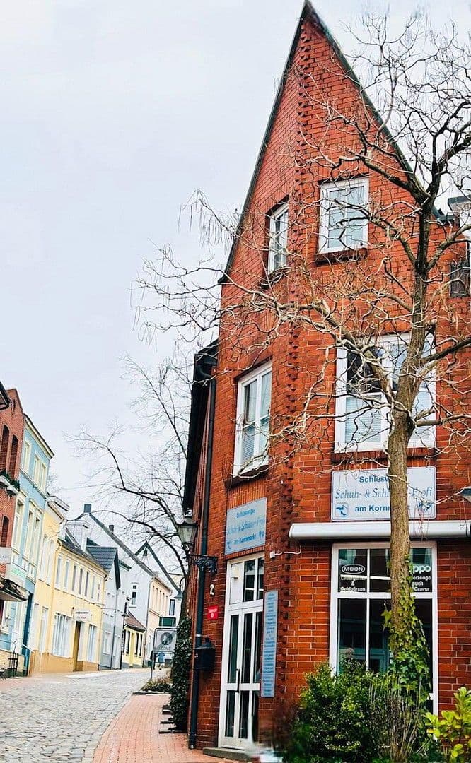 Prodej domu 265 m², pozemek 126 m², Michaelisstr.2, Šlesvik, Šlesvicko-Holštýnsko Prodej domu 265 m², pozemek 126 m², Michaelisstr.2, Šlesvik, Šlesvicko-Holštýnsko