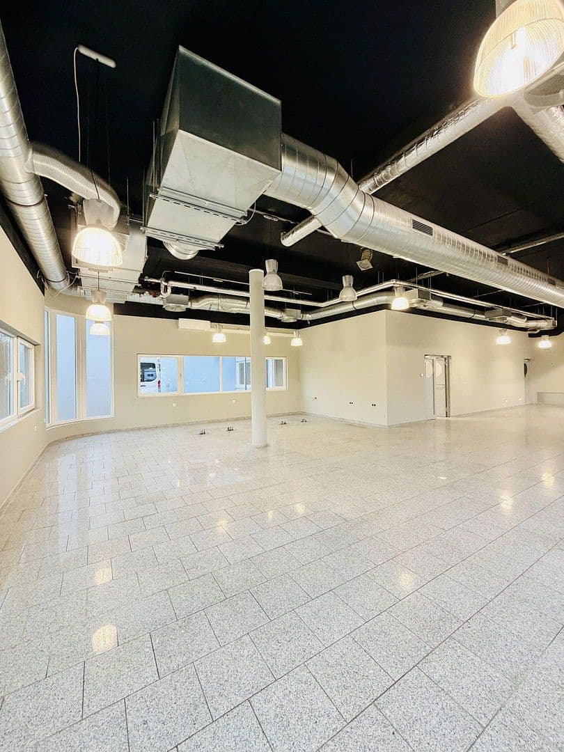 Pronájem nebytového prostoru 230 m², Draisstraße 1, Karlsbad, Bádensko-Württembersko Pronájem nebytového prostoru 230 m², Draisstraße 1, Karlsbad, Bádensko-Württembersko