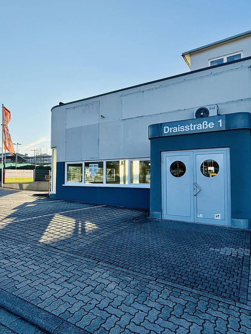 Pronájem nebytového prostoru 230 m², Draisstraße 1, Karlsbad, Bádensko-Württembersko Pronájem nebytového prostoru 230 m², Draisstraße 1, Karlsbad, Bádensko-Württembersko