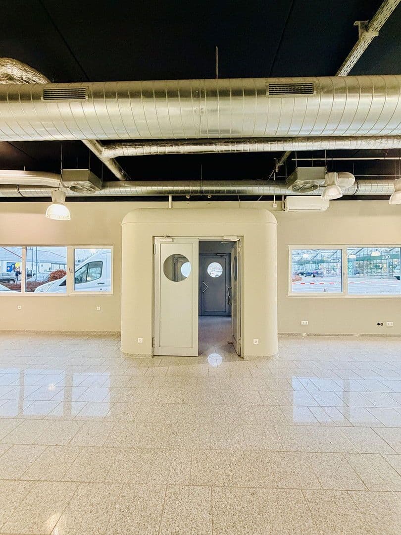 Pronájem nebytového prostoru 230 m², Draisstraße 1, Karlsbad, Bádensko-Württembersko Pronájem nebytového prostoru 230 m², Draisstraße 1, Karlsbad, Bádensko-Württembersko