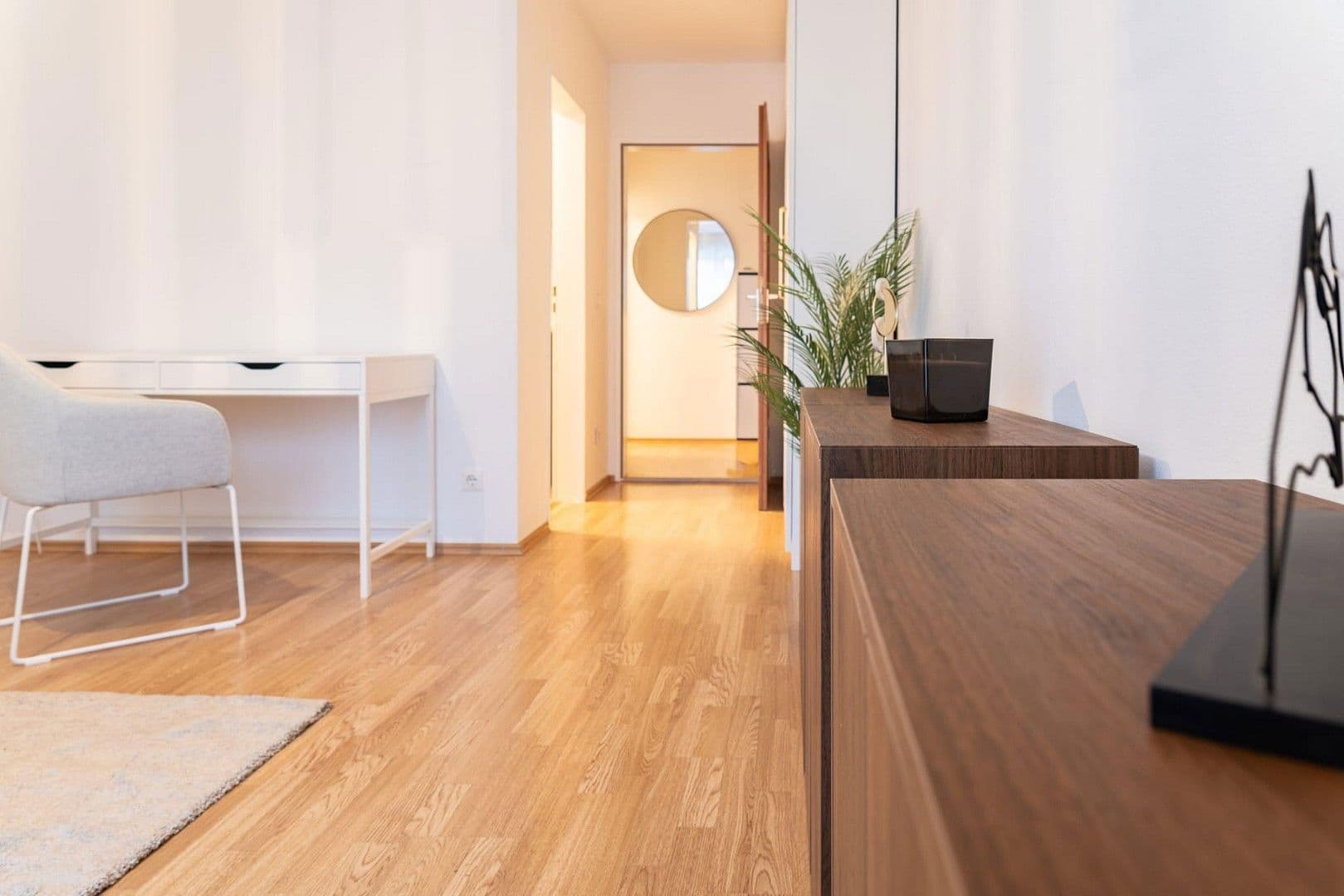 Pronájem bytu 1+1 33 m², Schleißheimer Str. 297, München, Bavorsko Pronájem bytu 1+1 33 m², Schleißheimer Str. 297, München, Bavorsko