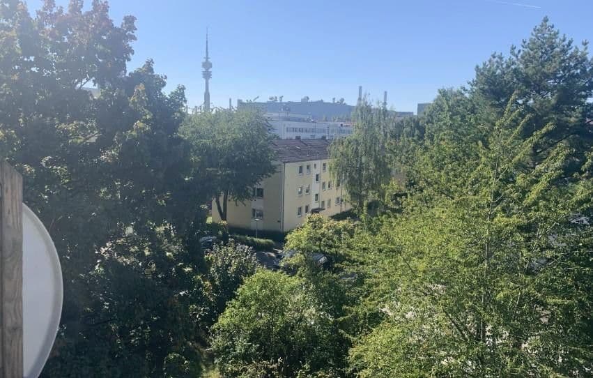 Pronájem bytu 1+1 33 m², Schleißheimer Str. 297, München, Bavorsko Pronájem bytu 1+1 33 m², Schleißheimer Str. 297, München, Bavorsko